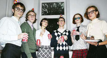 12 Ways to Know You Are at a Crappy Super Bowl Party